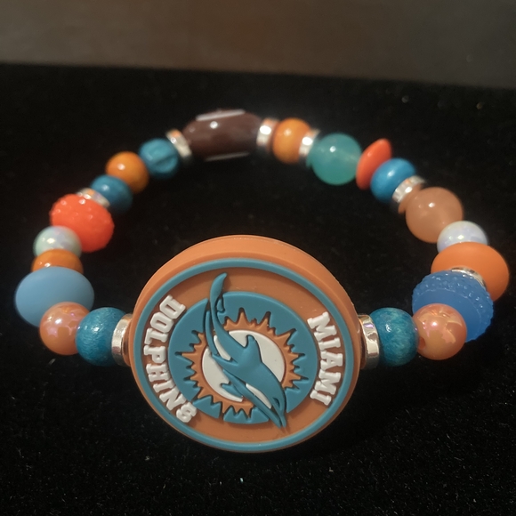 Miami Dolphins Multicolor Beaded Bracelet - Picture 2 of 4